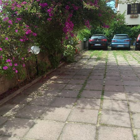 Bed and Breakfast L'Aurora Viola Carbonia Zewnętrze zdjęcie