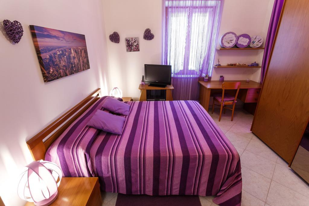 Bed and Breakfast L'Aurora Viola Carbonia Zewnętrze zdjęcie