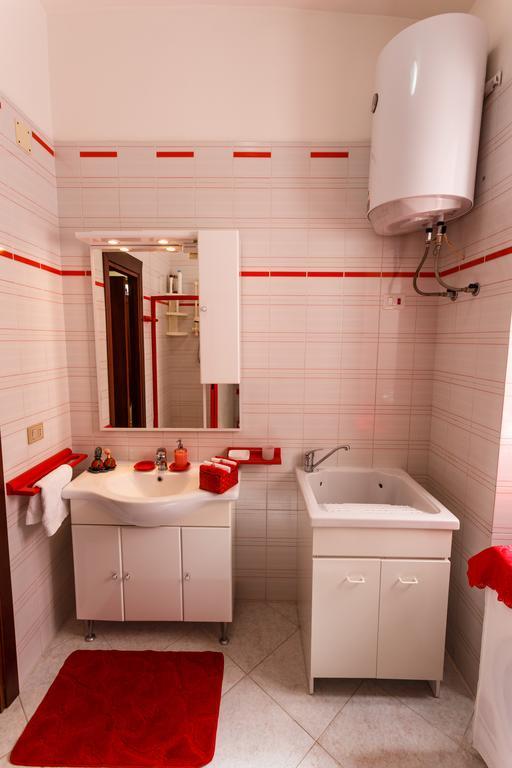 Bed and Breakfast L'Aurora Viola Carbonia Zewnętrze zdjęcie