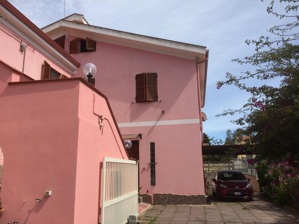 Bed and Breakfast L'Aurora Viola Carbonia Zewnętrze zdjęcie